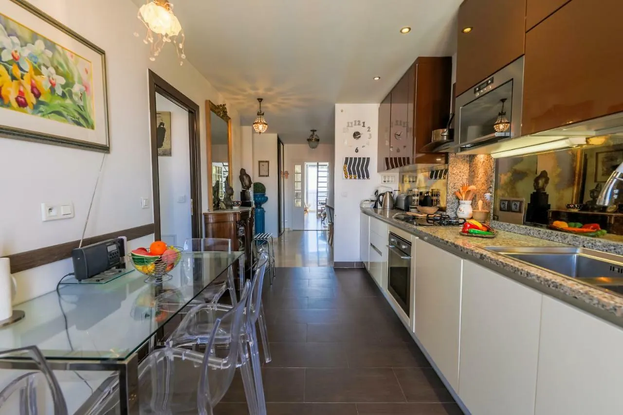 Au Beau Rivage Ap2049 By Riviera Holiday Homes Nice Apartment