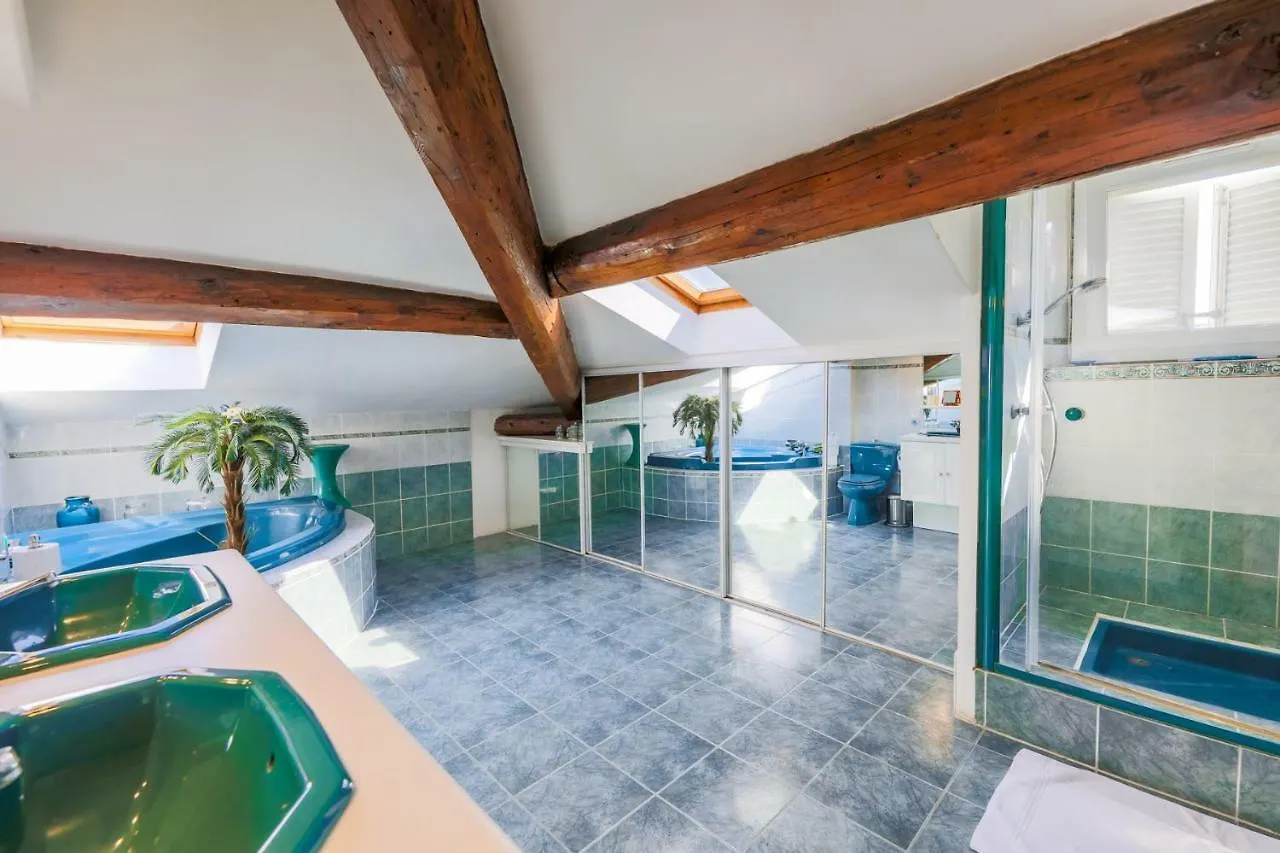 Au Beau Rivage Ap2049 By Riviera Holiday Homes Nice Apartment